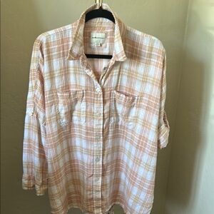 American Eagle Outfitters Peach and White Plaid Shirt